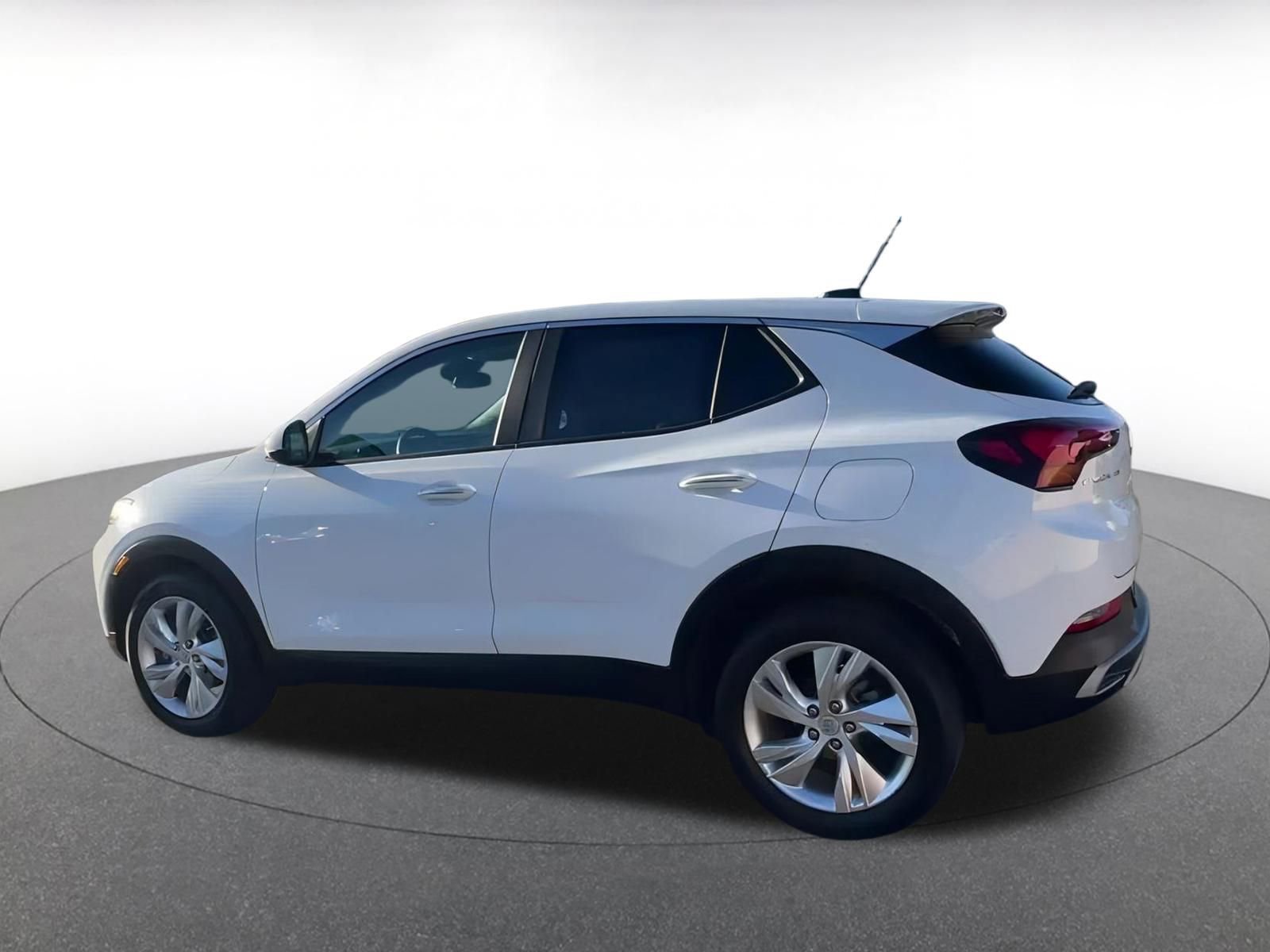 Used 2025 Buick Encore GX Preferred image 10