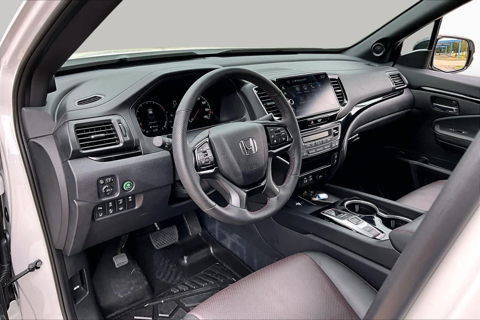 Certified 2026 Honda Ridgeline Black Edition image 18