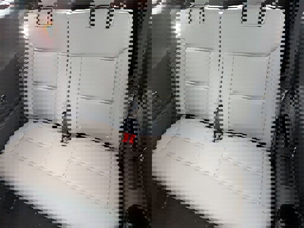 New 2026 Ford Explorer Active image 44