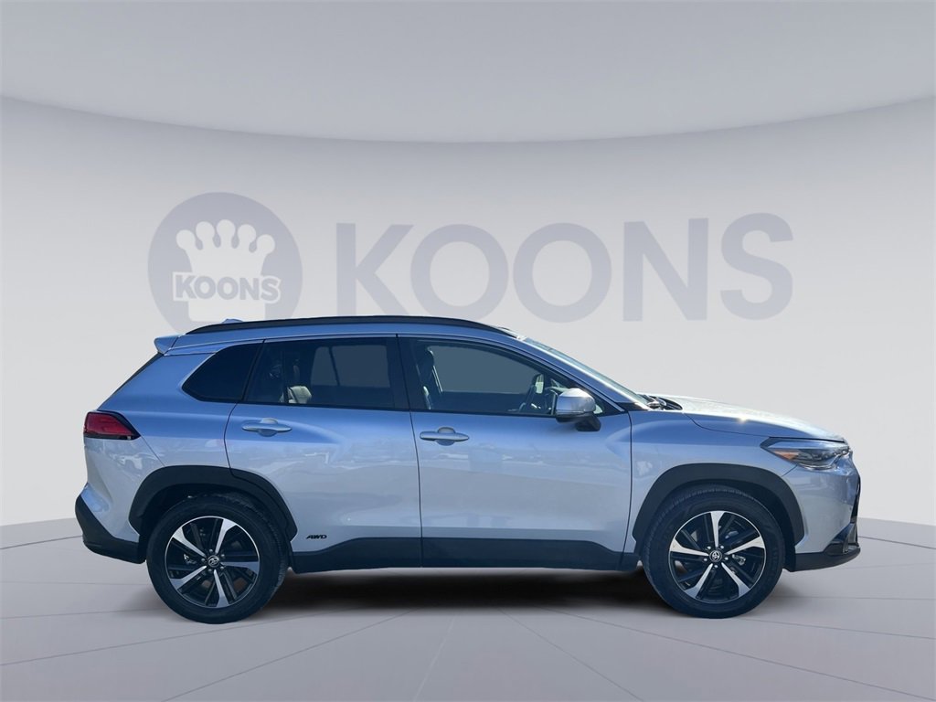 Used 2024 Toyota Corolla Cross XSE image 8
