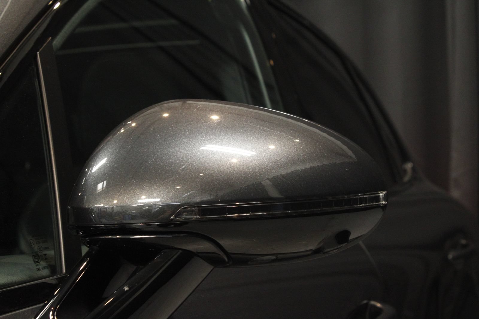 Certified 2026 Porsche Macan AWD/4WD image 14