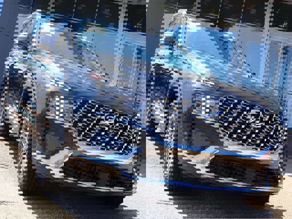 Used 2023 Hyundai Santa Fe SEL w/ Premium Package image 7