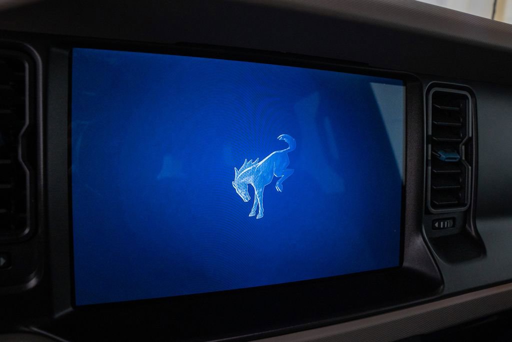 Used 2022 Ford Bronco Wildtrak image 12