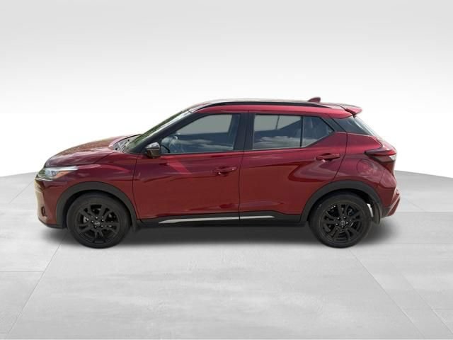 Used 2022 Nissan Kicks SR w/ Premium Package FWD image 7
