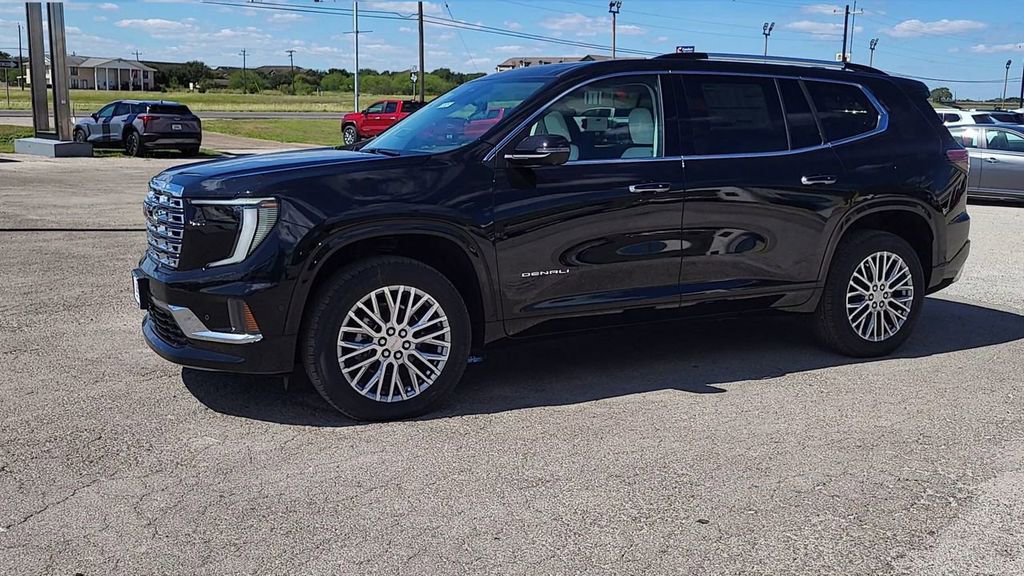New 2026 GMC Acadia Denali w/ Super Cruise Package image 3