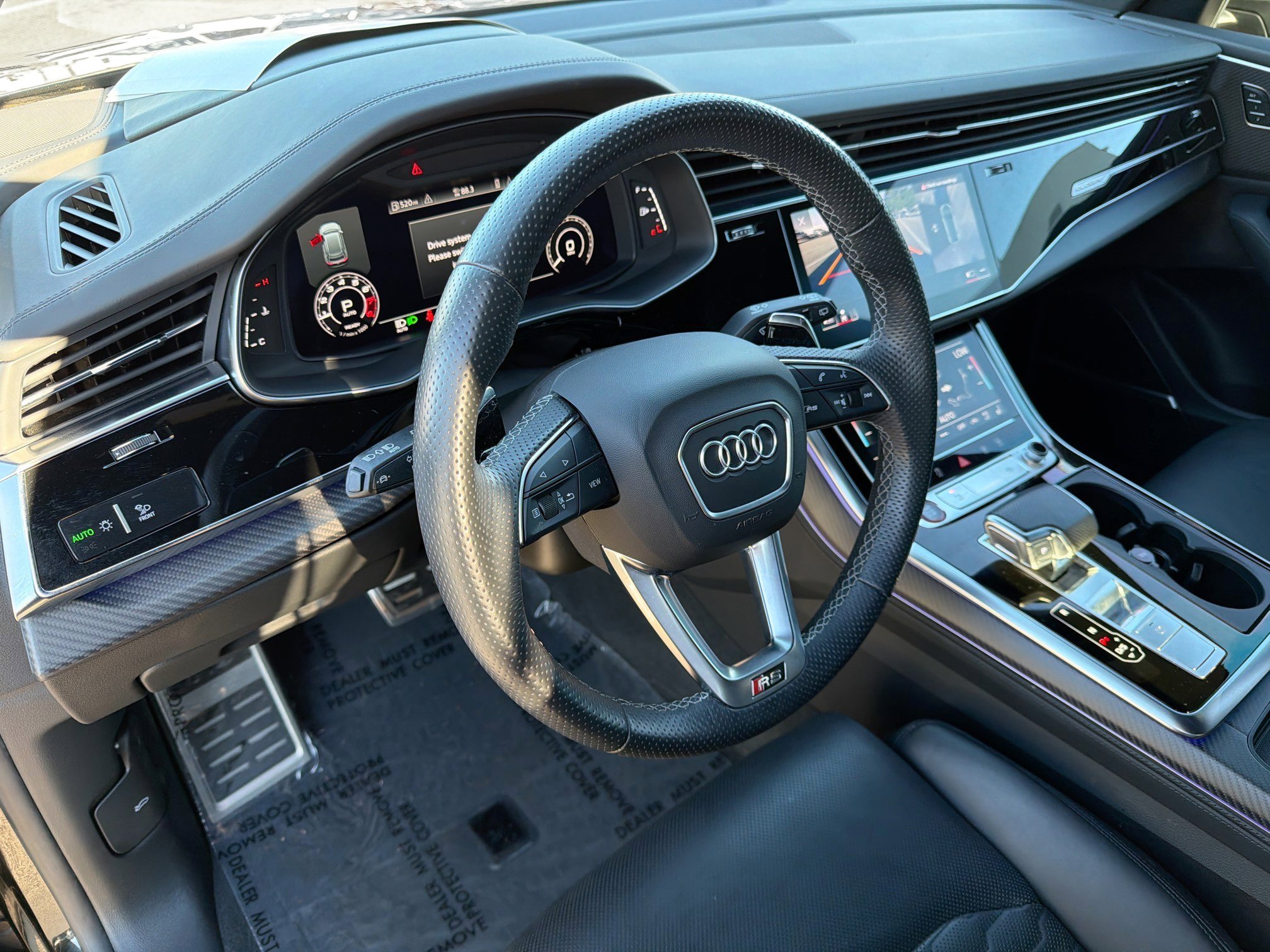 Used 2022 Audi RS Q8 AWD/4WD image 25