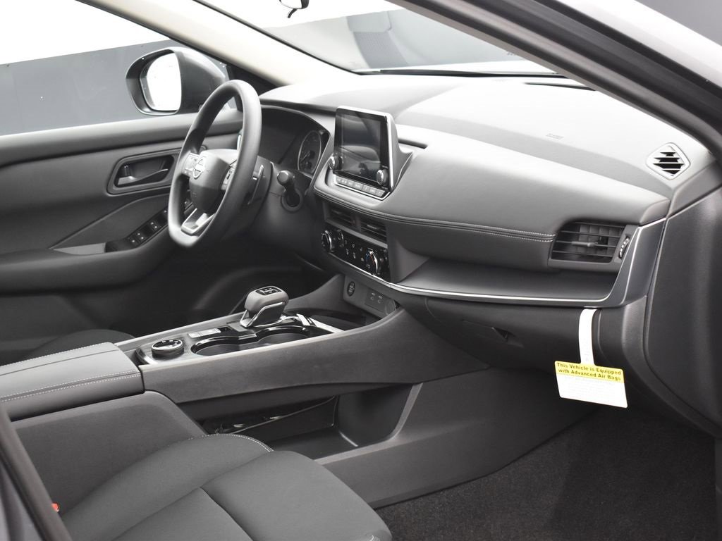 New 2026 Nissan Rogue S image 6