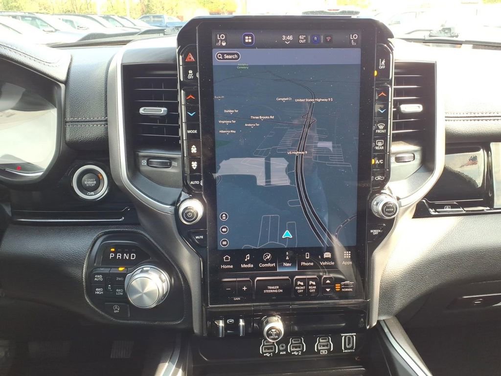 Used 2025 RAM 1500 Laramie AWD/4WD image 7