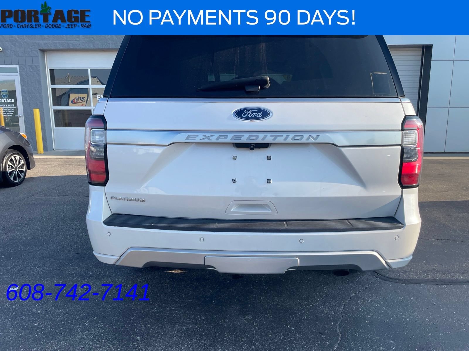 Used 2019 Ford Expedition Platinum AWD/4WD image 6