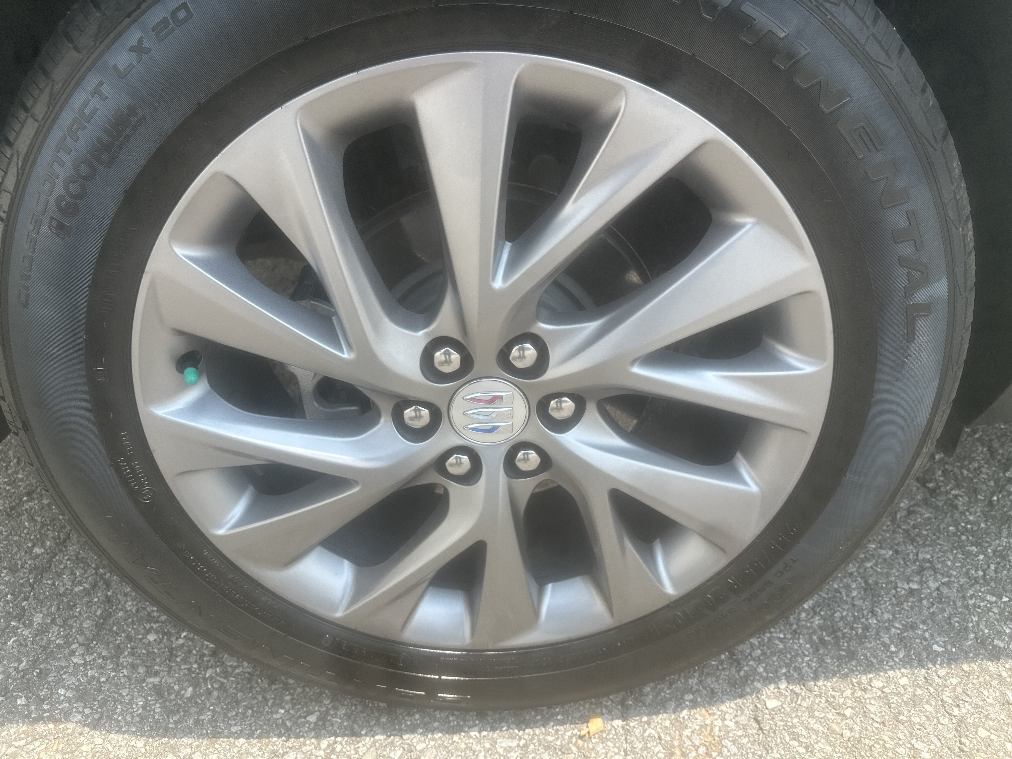 Used 2025 Buick Enclave Preferred w/ Power Package FWD image 9