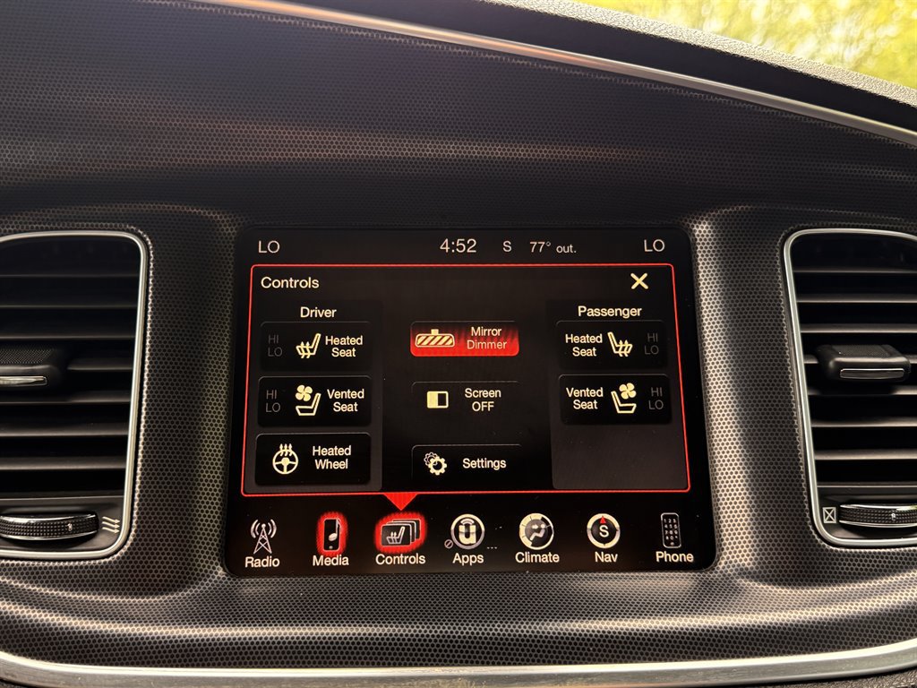 Used 2015 Dodge Charger SRT w/ Technology Group RWD image 16