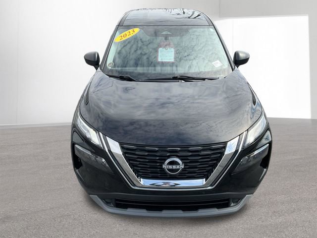 Used 2023 Nissan Rogue S image 31