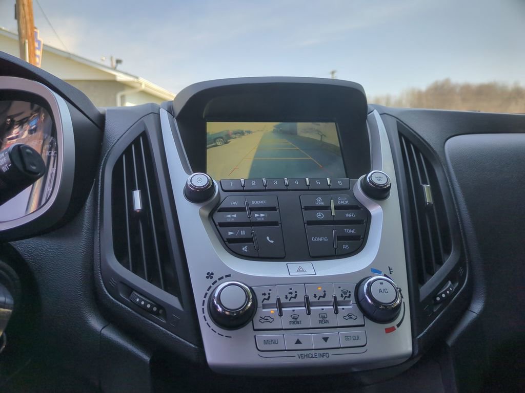 Used 2016 Chevrolet Equinox LT AWD/4WD image 11