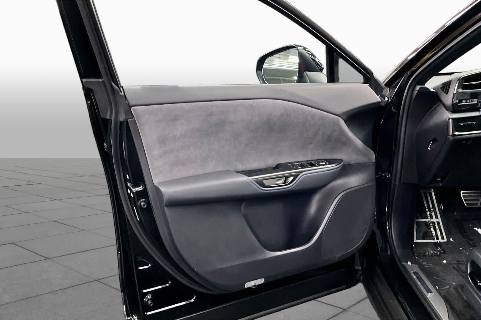 Used 2026 Lexus RZ 450e AWD w/ Luxury Package image 21