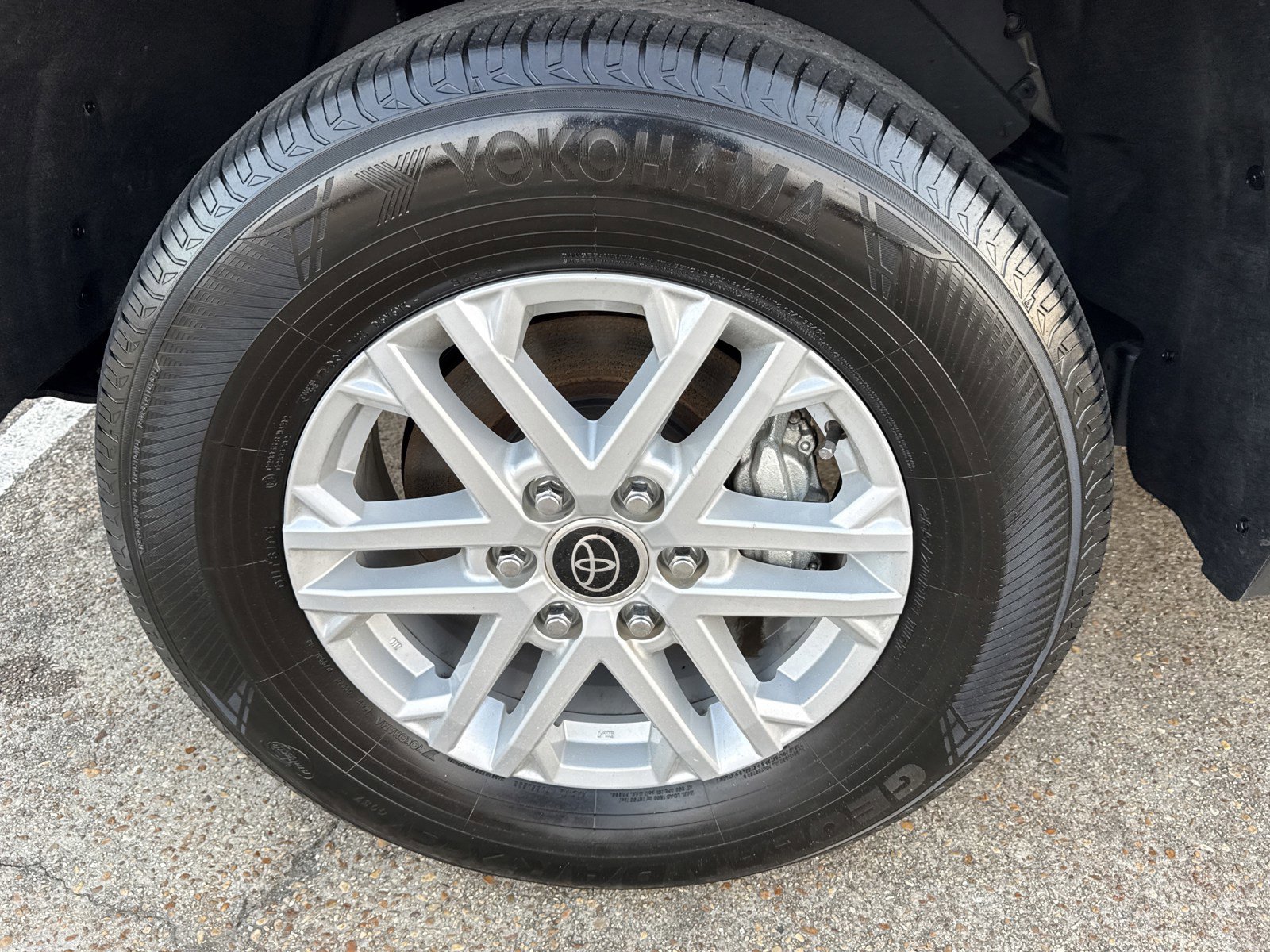 Used 2024 Toyota Tundra SR5 image 9