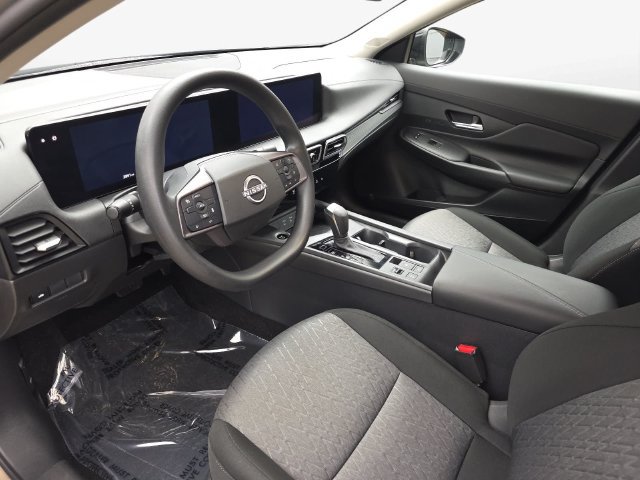 Used 2026 Nissan Sentra SV w/ Floor Mat Package FWD image 16