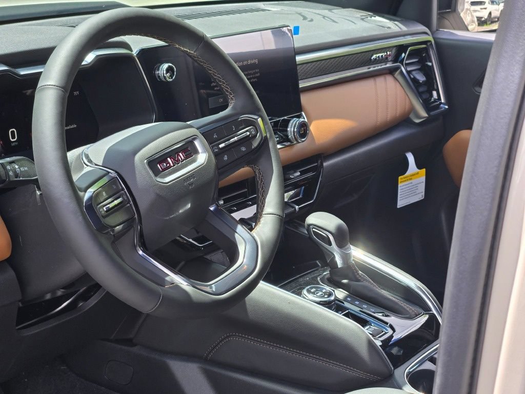 New 2026 GMC Canyon AT4 w/ AT4 Premium Package AWD/4WD image 5