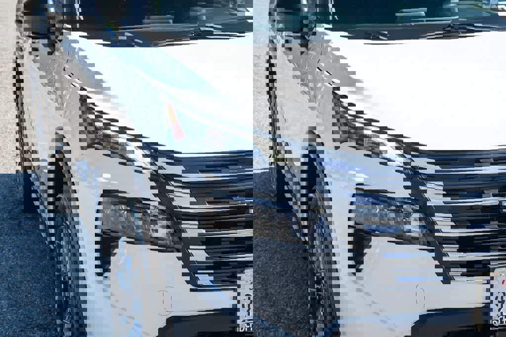 Used 2024 Nissan Rogue S image 4