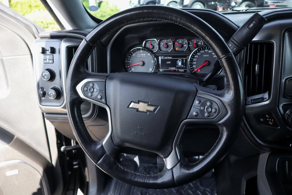 Used 2018 Chevrolet Silverado 1500 LTZ Z71 w/ Redline Edition AWD/4WD image 23