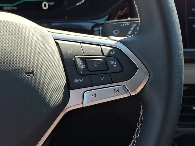 Certified 2023 Volkswagen Taos SEL AWD/4WD image 28