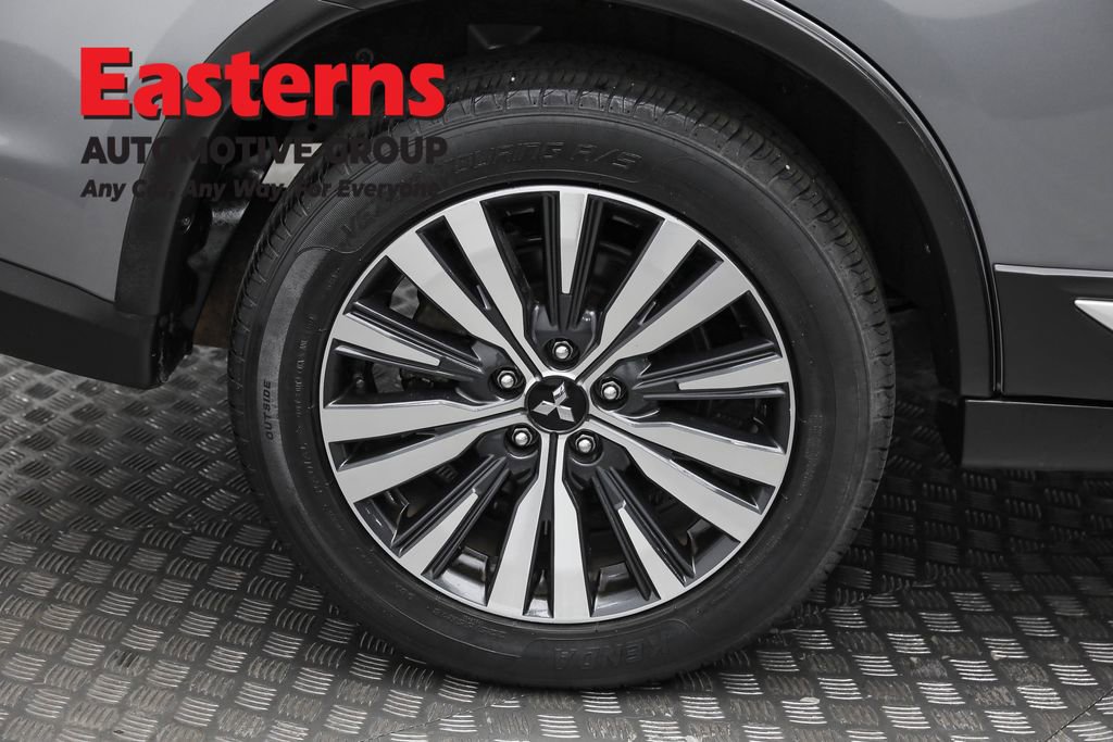 Used 2020 Mitsubishi Outlander SEL image 29