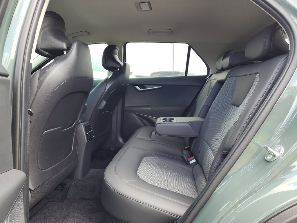 Certified 2023 Kia Niro EX FWD image 14