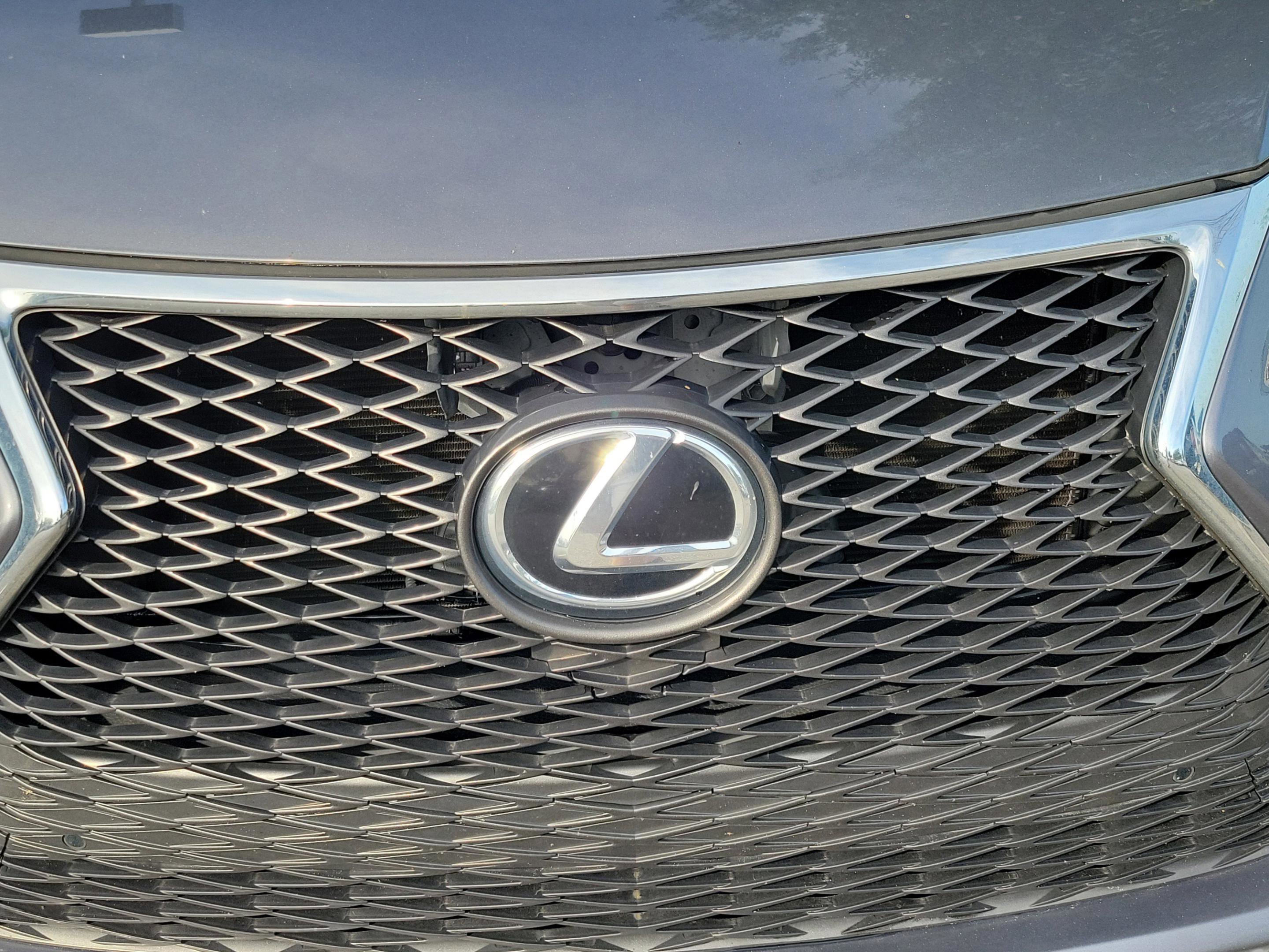 Used 2015 Lexus NX 200t F Sport w/ Navigation System Package FWD image 10
