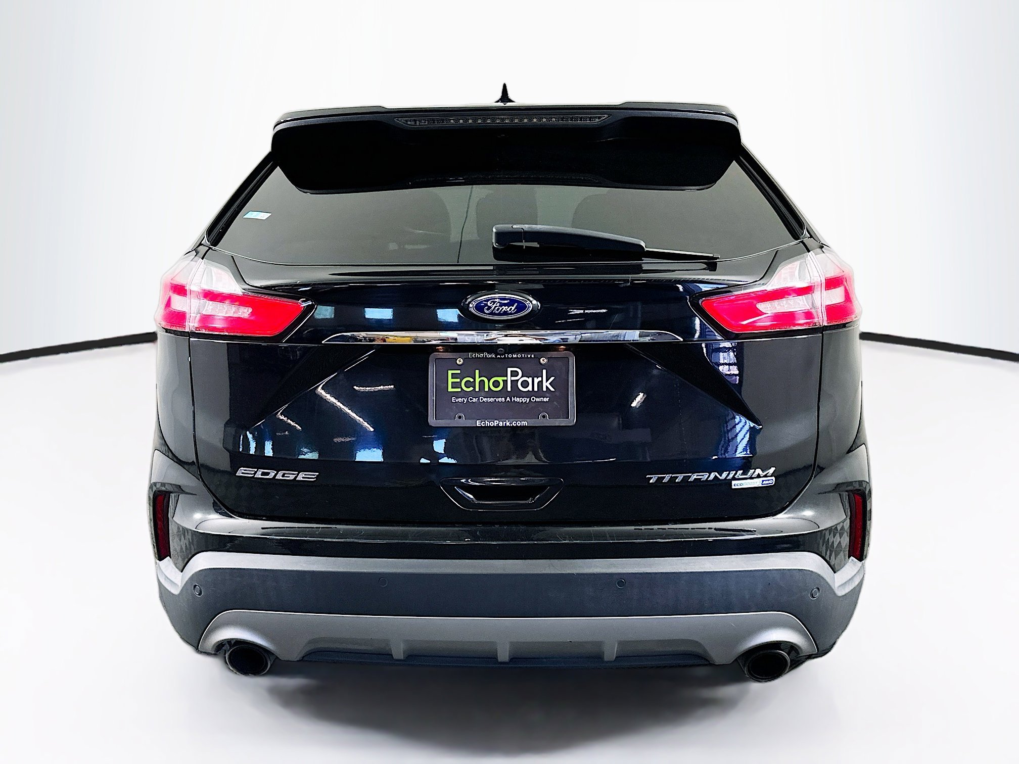 Used 2019 Ford Edge Titanium w/ Equipment Group 301A AWD/4WD image 7