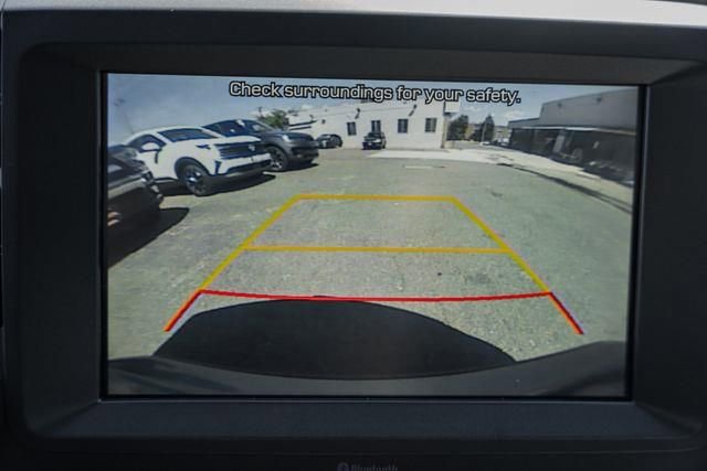 Used 2021 Hyundai Kona SE w/ Cargo Package image 2