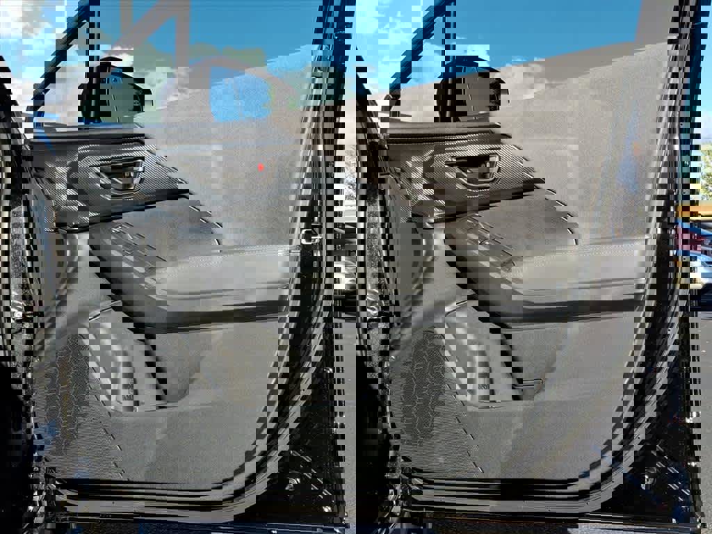 Certified 2025 Subaru Crosstrek 2.0i Premium image 22