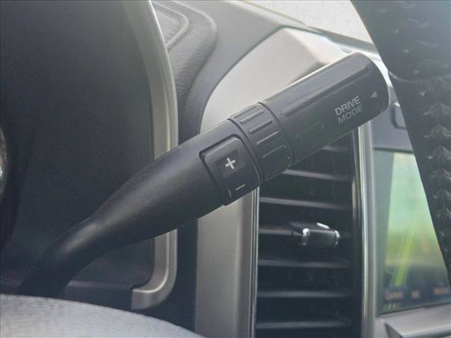 Used 2020 Ford F250 Lariat w/ Lariat Value Package AWD/4WD image 11