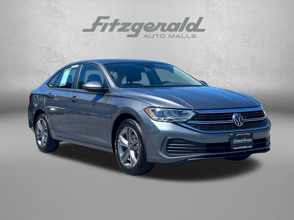 Used 2024 Volkswagen Jetta SE