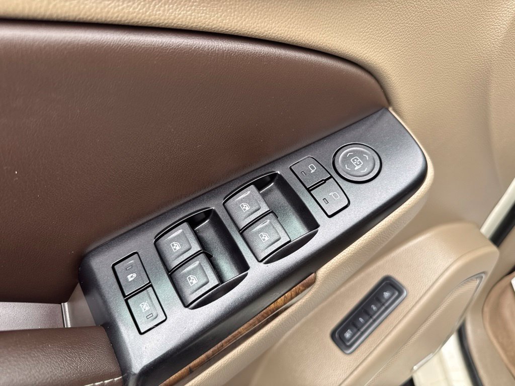 Used 2015 Chevrolet Tahoe LT AWD/4WD image 29