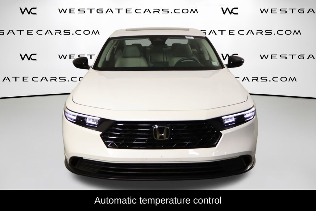 Used 2025 Honda Accord SE image 2