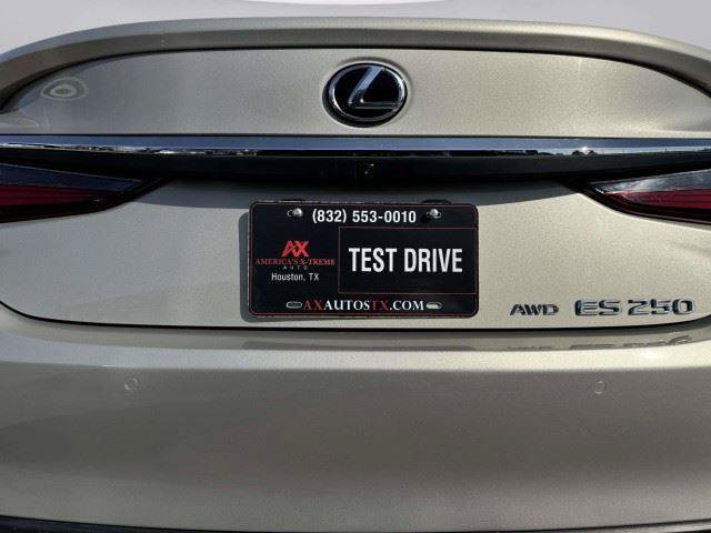 Used 2021 Lexus ES 250 w/ Premium Package AWD/4WD image 18
