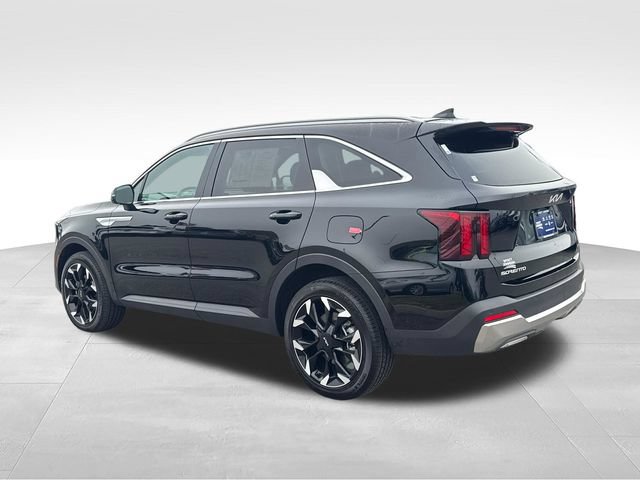Certified 2026 Kia Sorento EX AWD/4WD image 3
