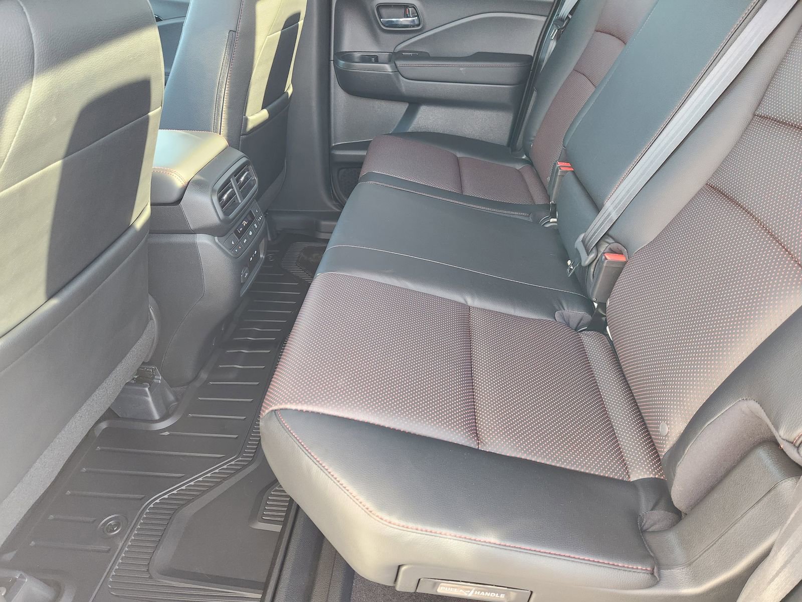 New 2026 Honda Ridgeline Black Edition image 32