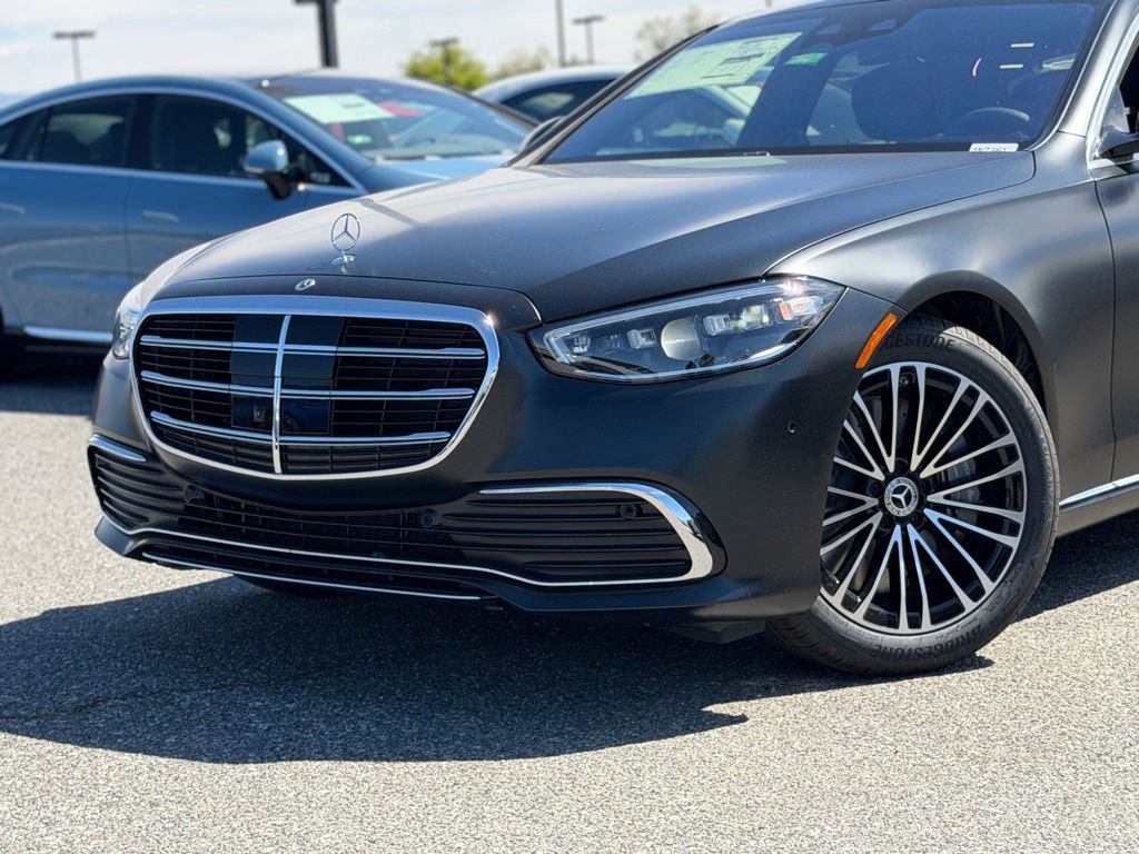 New 2026 Mercedes-Benz S 580e 4MATIC Sedan image 3