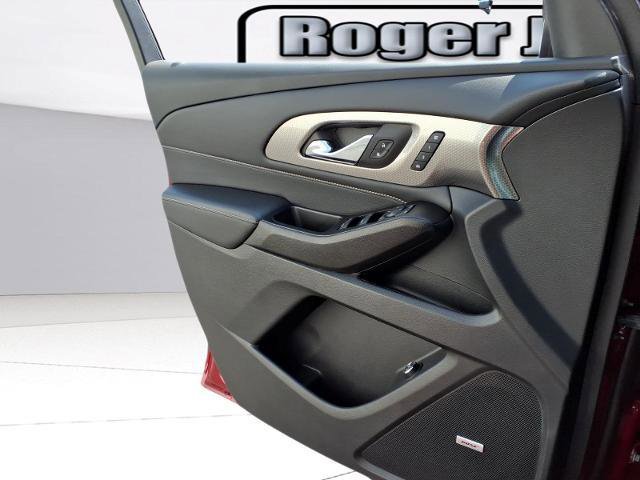 Used 2023 Chevrolet Traverse Premier image 20