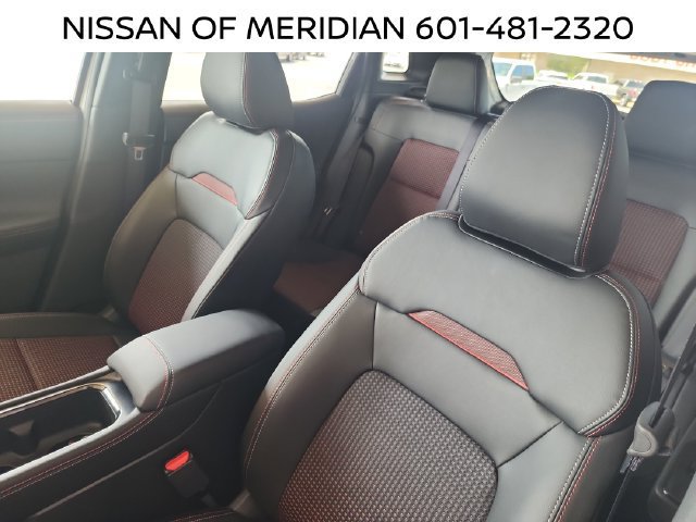New 2027 Nissan Kicks SR FWD image 11