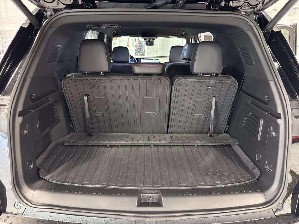 Used 2026 Chevrolet Traverse Z71 AWD/4WD image 44