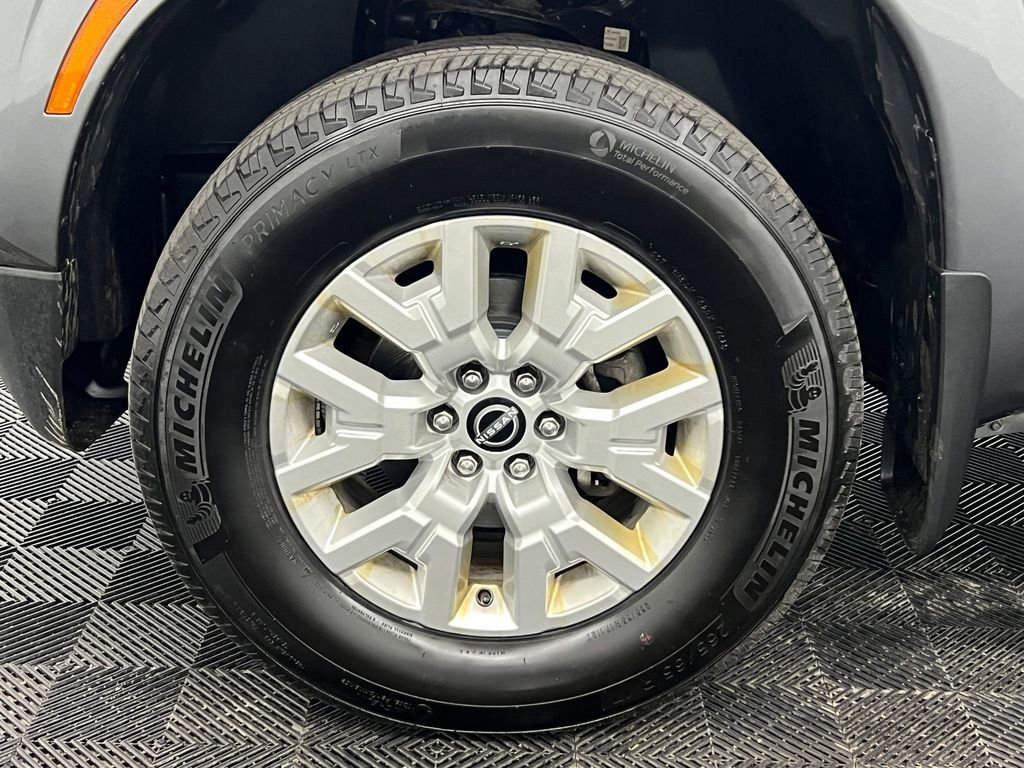 Used 2024 Nissan Frontier SV w/ Technology Package AWD/4WD image 11