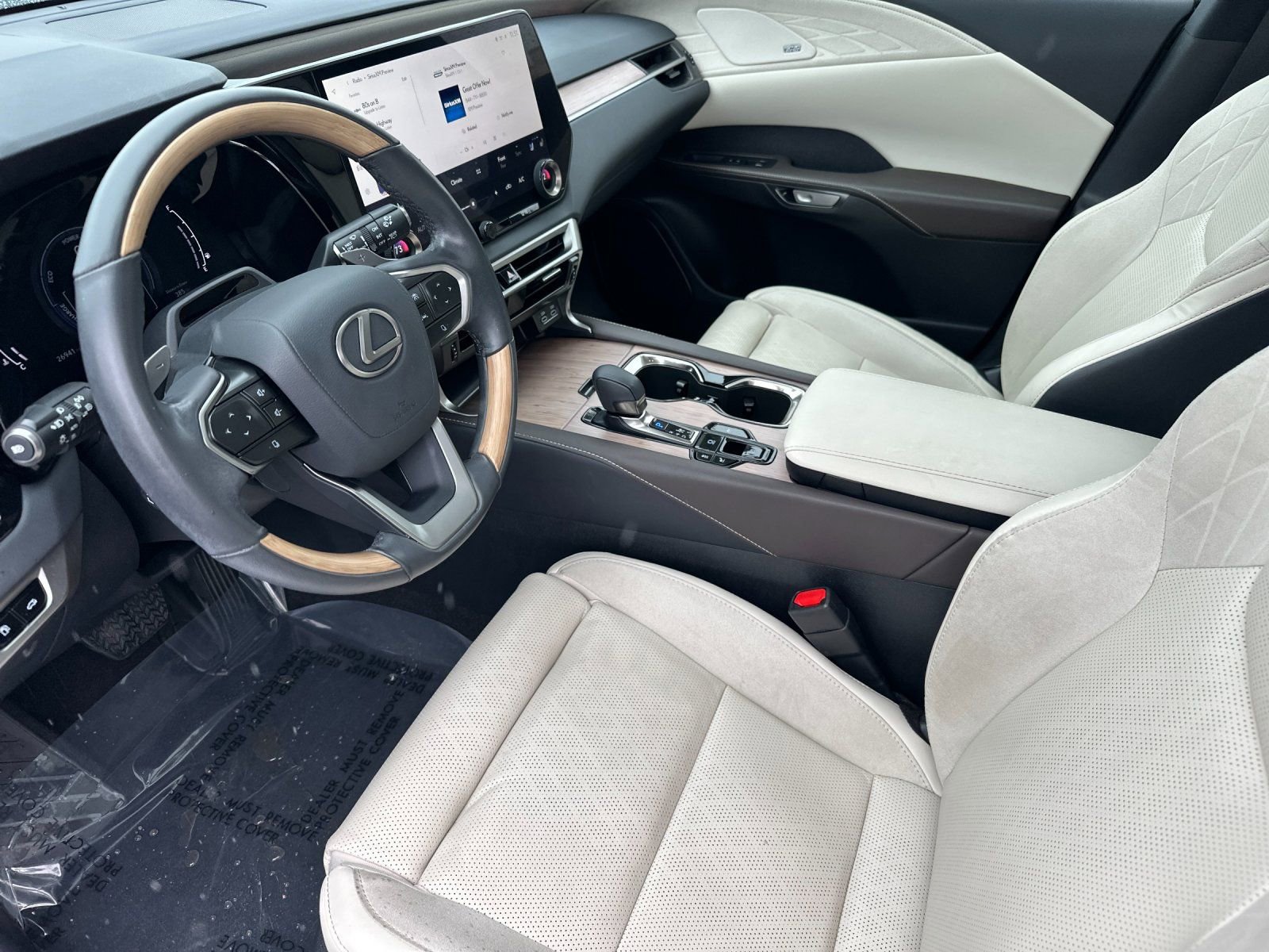 Used 2024 Lexus RX 350 w/ Convenience Package image 9