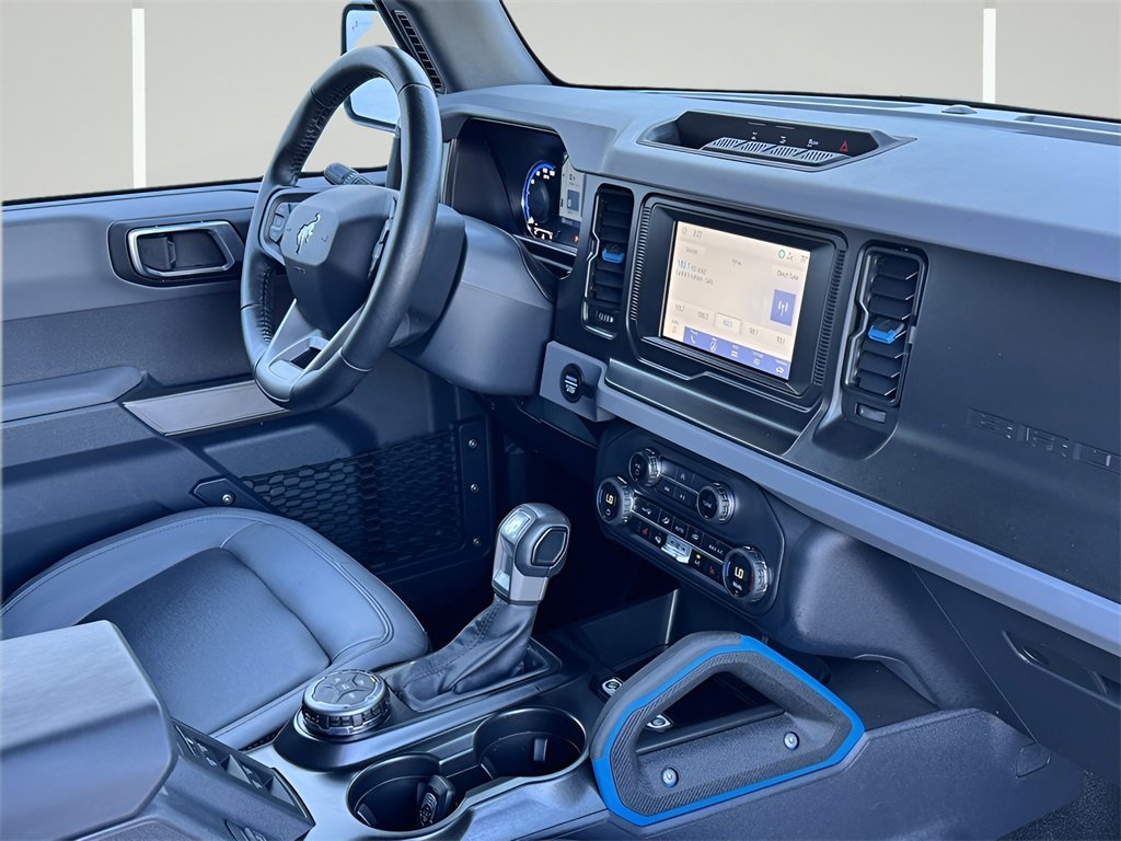 Used 2023 Ford Bronco Black Diamond image 6