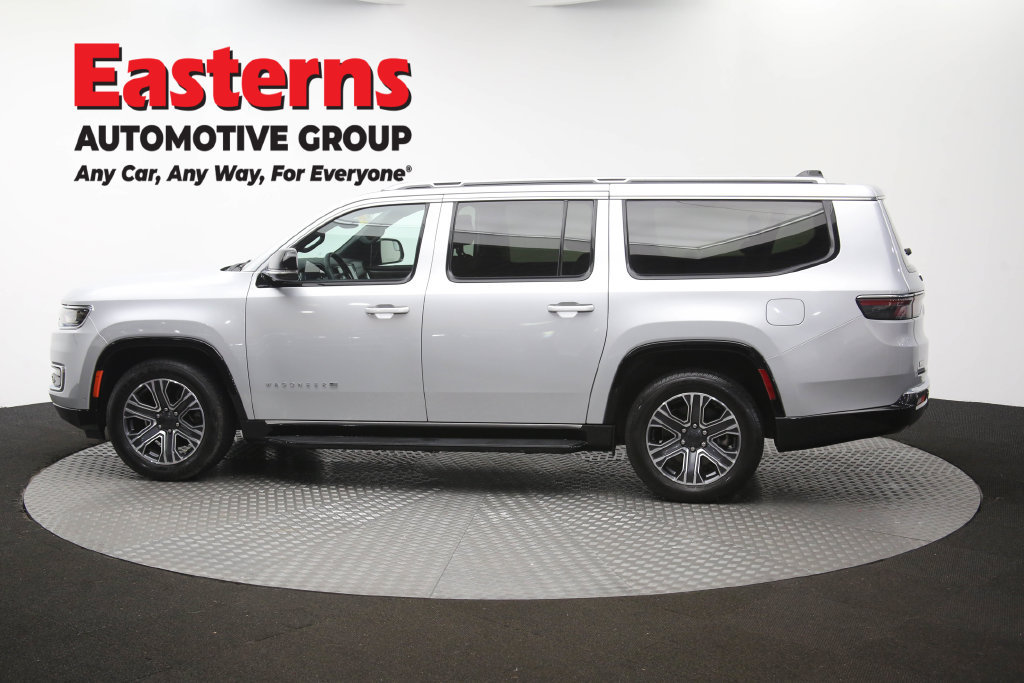 Used 2024 Jeep Wagoneer L Series II w/ Flexible Seating Group AWD/4WD image 68