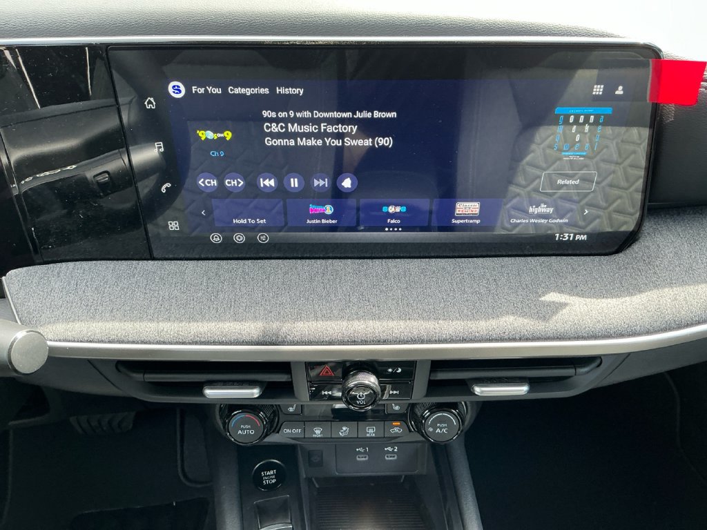 New 2027 Nissan Kicks SV w/ Cold Weather Package FWD image 17
