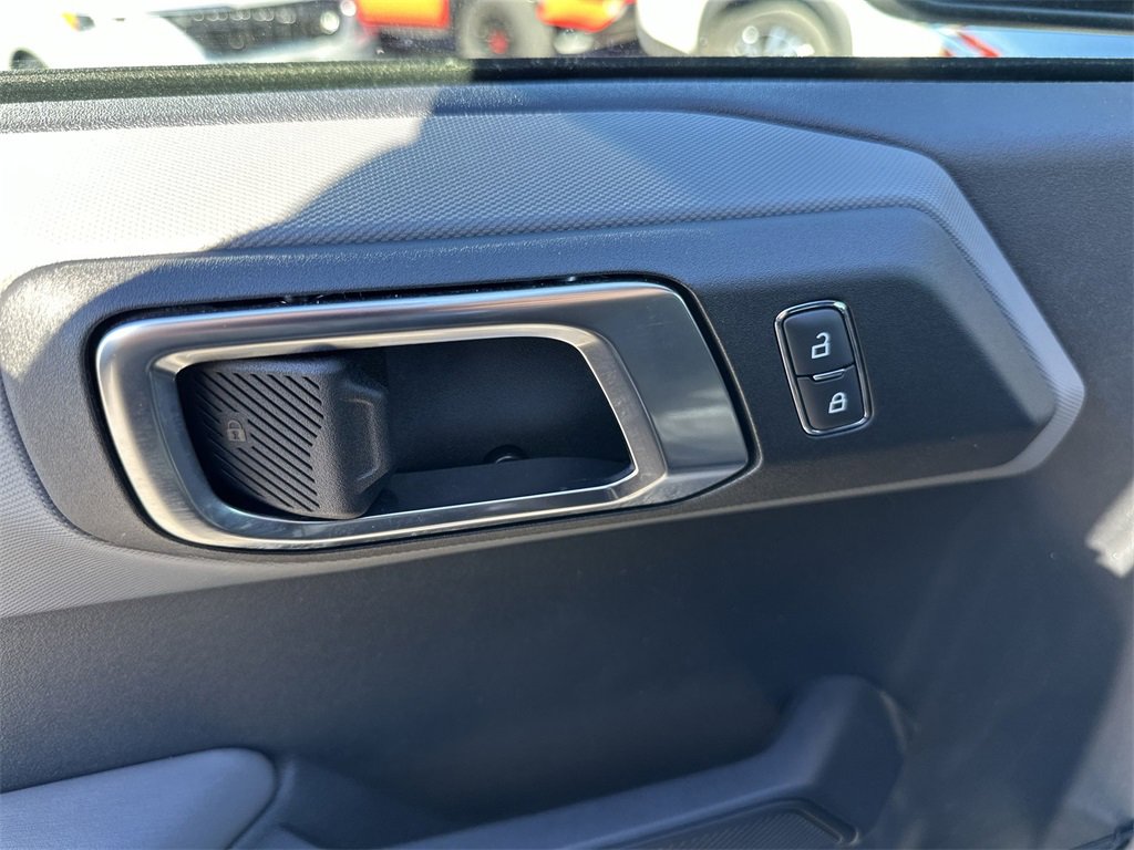 Used 2023 Ford Bronco Big Bend image 13