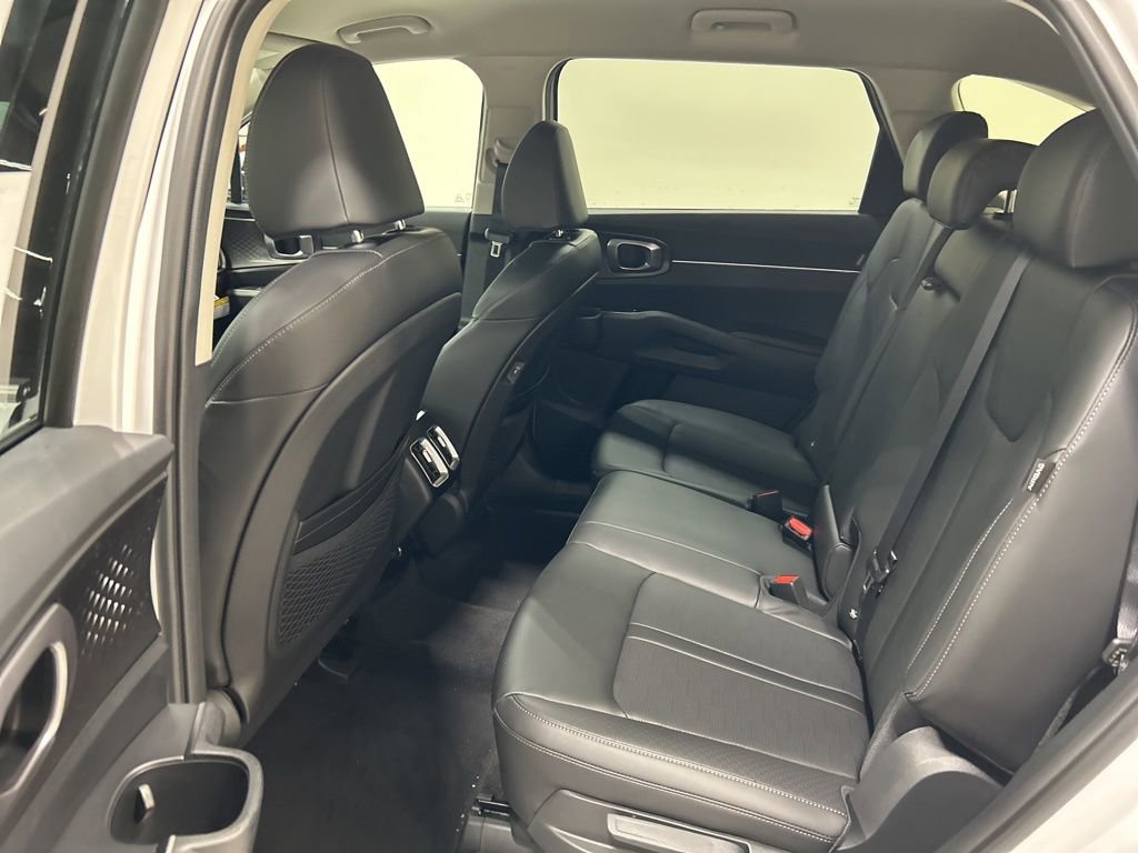 New 2026 Kia Sorento EX image 25