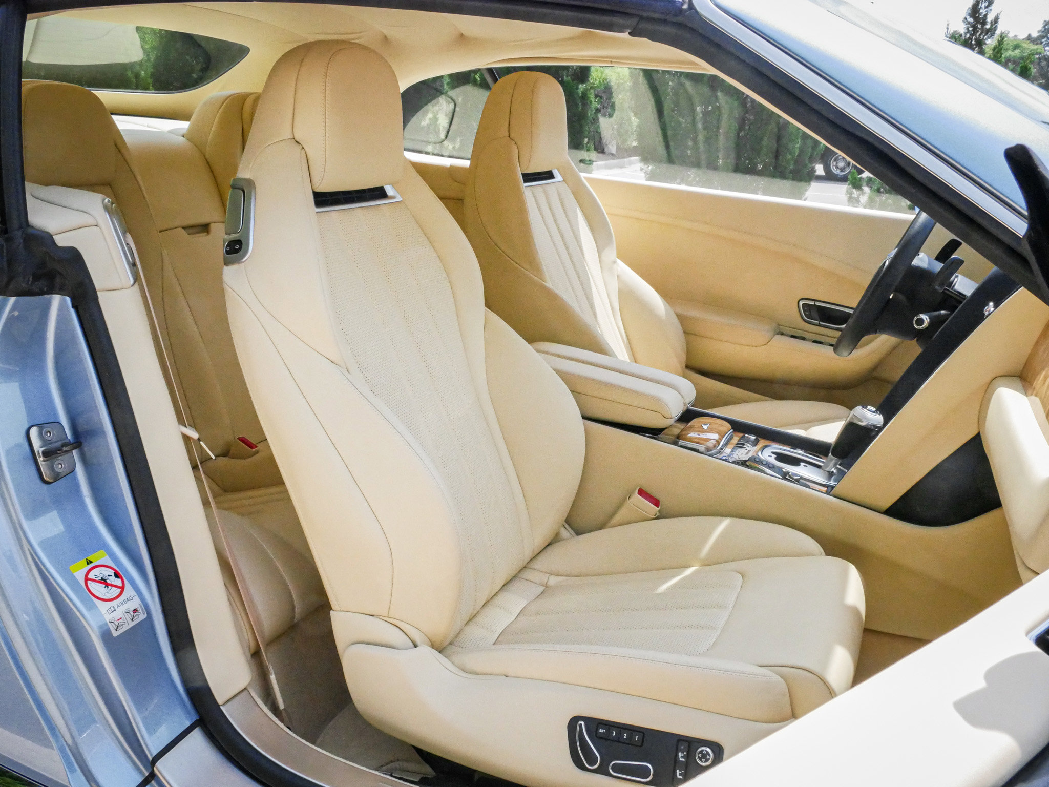 Used 2015 Bentley Continental GT V8 S image 32