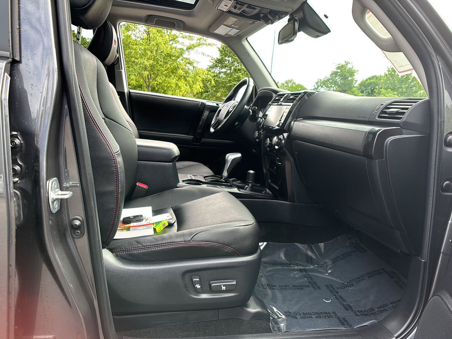 Used 2023 Toyota 4Runner TRD Off-Road Premium w/ Off Road Premium Plus Package AWD/4WD image 14
